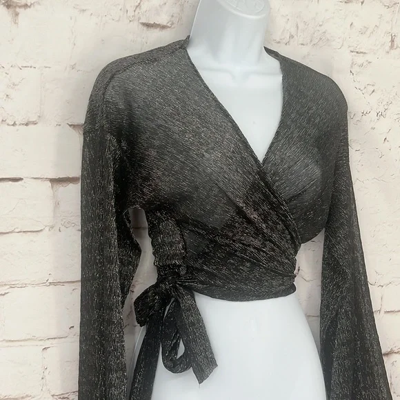 DIOSA Sheer Metallic Wrap Top, Size M - Picture 5 of 10